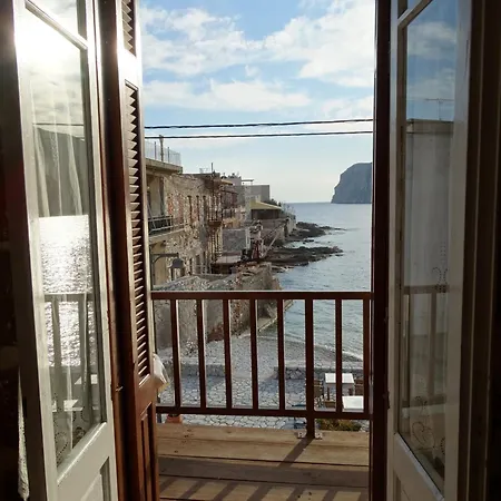 Akrotainaritis Yerolimin