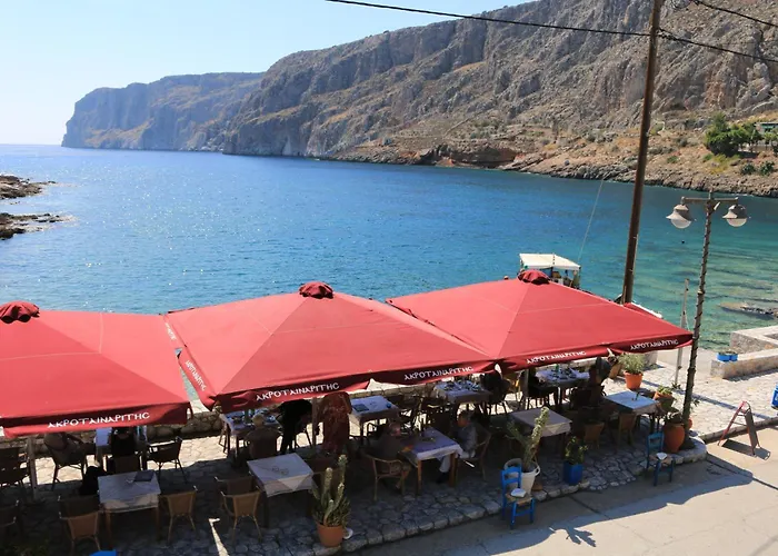 ακροταιναρίτης Ξενοδοχείο *