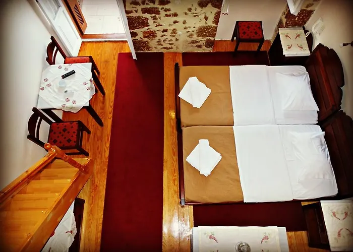 ακροταιναρίτης Ξενοδοχείο *